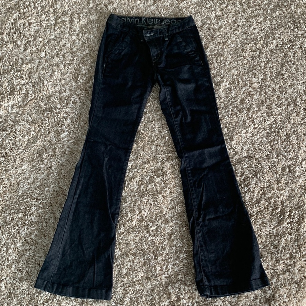 Calvin Klein Jeans Flare Dark Wash - Size 4 / 27
